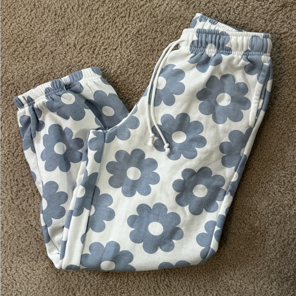PacSun Joggers Pants Womens Size XSmall White Blue Daisy Flower Elastic Waist - Picture 2 of 4
